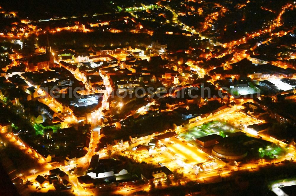 Aschersleben at night from the bird perspective: Night lighting the city center in the downtown area in Aschersleben in the state Saxony-Anhalt, Germany
