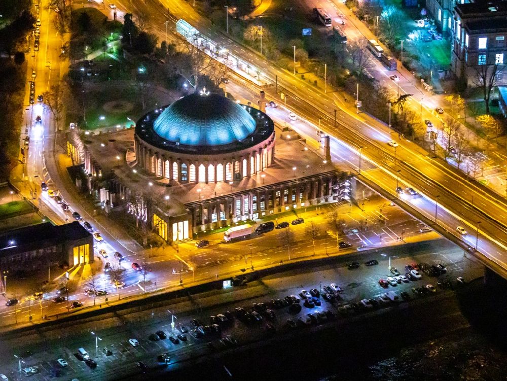 Aerial photograph at night Düsseldorf - Night lighting building of the indoor arena Tonhalle in the district Pempelfort in Duesseldorf in the state North Rhine-Westphalia, Germany
