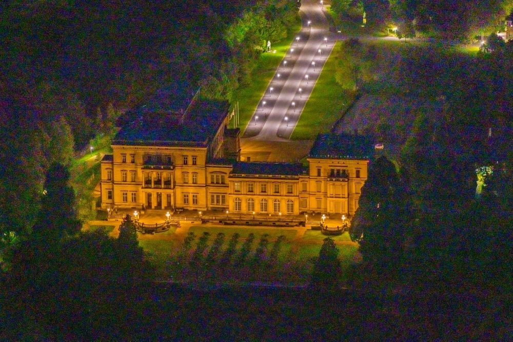 Aerial photograph at night Bredeney - Night lighting villa Huegel in Bredeney on the Huegelpark in the state of North Rhine-Westphalia