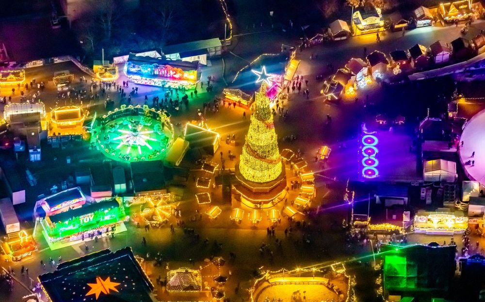 Aerial photograph at night Herne - Night lighting christmas market - event area in the district Wanne-Eickel in Herne in the state North Rhine-Westphalia, Germany