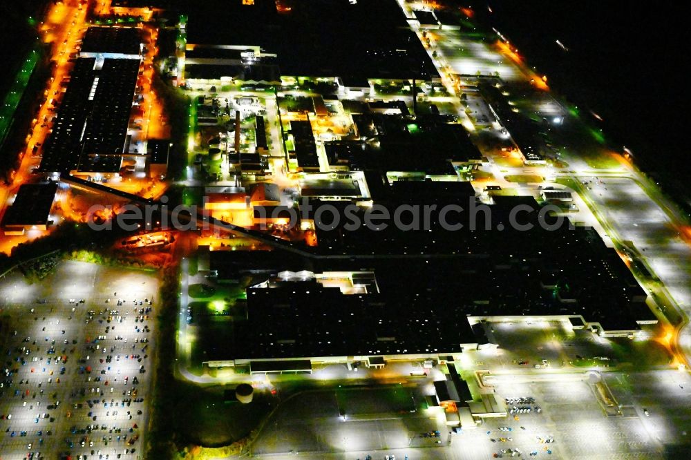 Saarlouis at night from above - Night lighting building and production halls on the premises of Ford factorye on Henry-Ford-Strasse in the district Roden in Saarlouis in the state Saarland, Germany