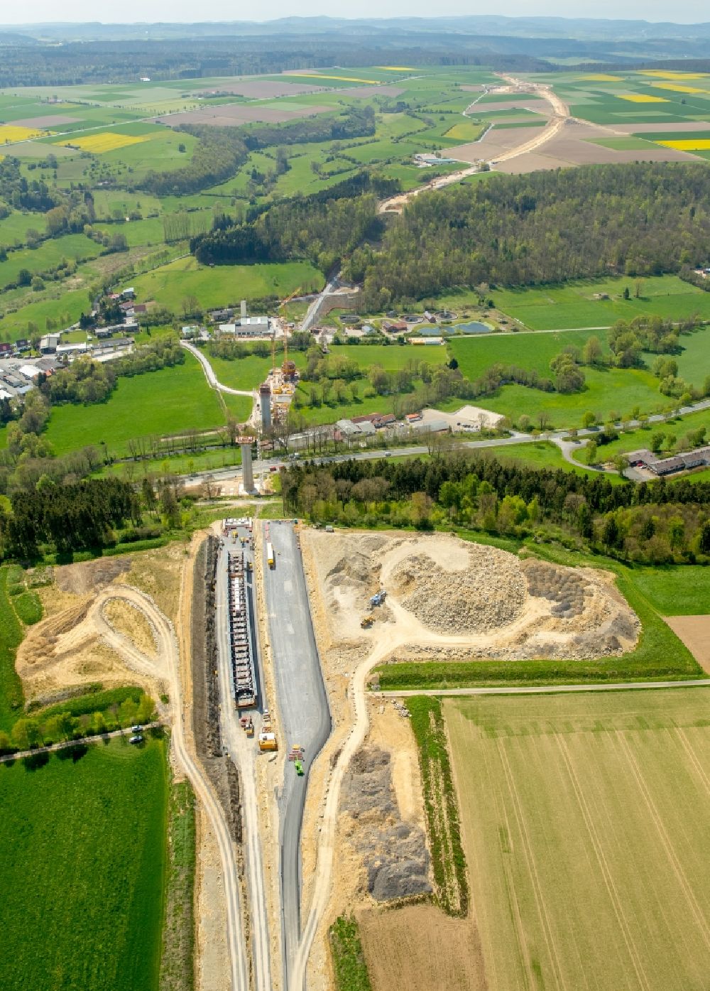Bad Wünnenberg from above - Construction of the bypass road bridge Aftetalbruecke in in Bad Wuennenberg in the state North Rhine-Westphalia