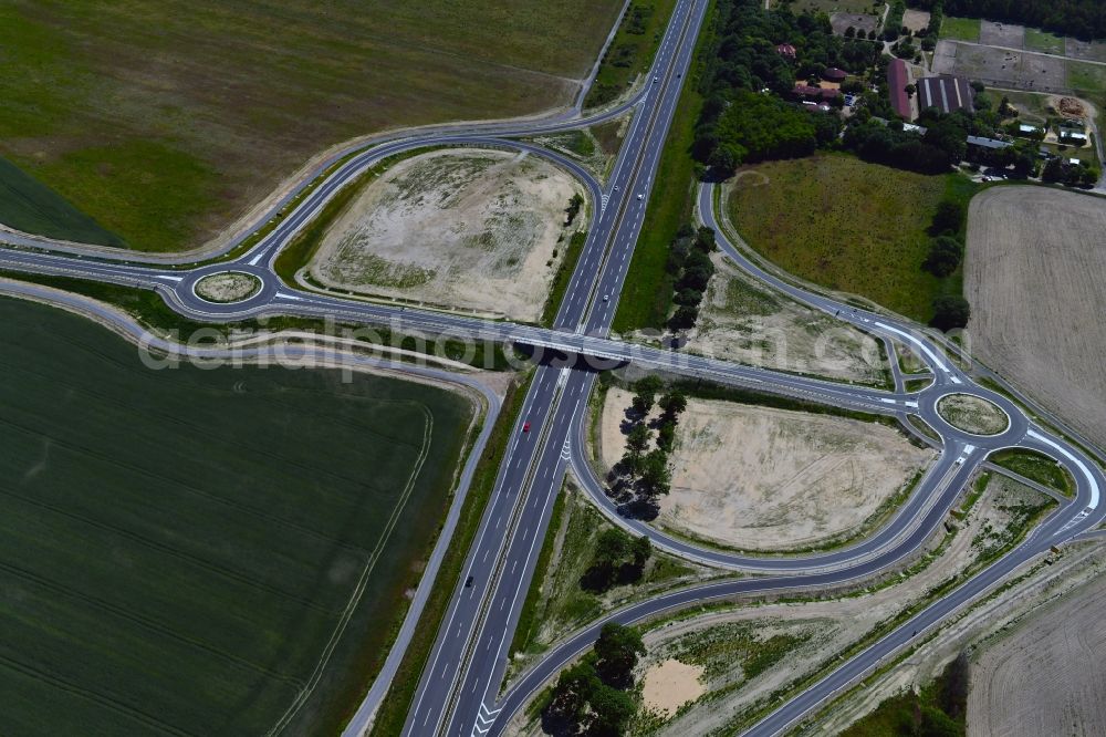 Stahnsdorf from the bird's eye view: Construction of the bypass road L77 n in the district Gueterfelde in Stahnsdorf in the state Brandenburg, Germany