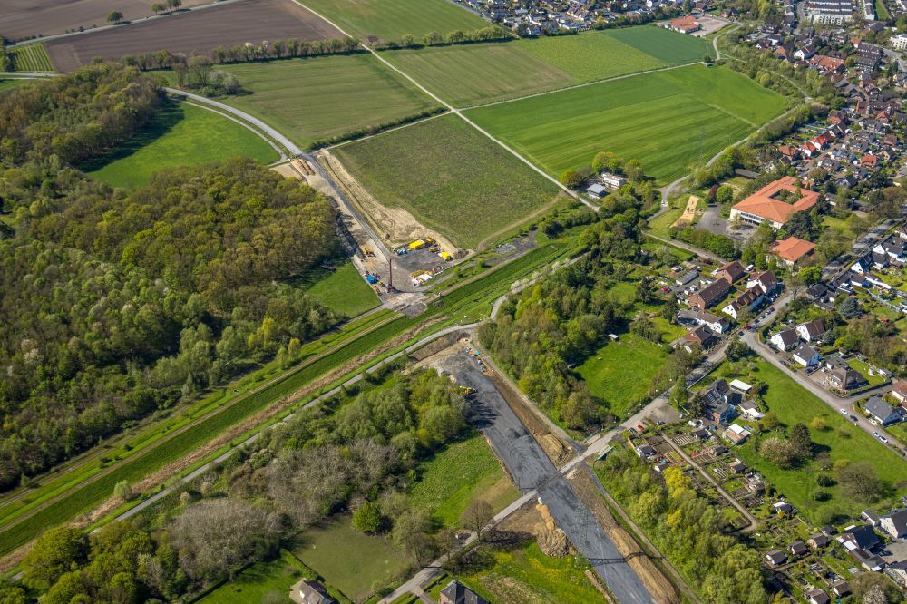Aerial image Bergkamen - Construction of the bypass road in the course of the L821n between Erich-Ollenhauer-Strasse and Luenener Strasse in Bergkamen at Ruhrgebiet in the state North Rhine-Westphalia, Germany