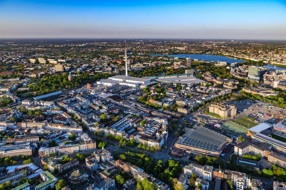 Hamburg from above - Exhibition grounds and exhibition halls of the Neue Messe at the broadcasting tower Heinrich-Hertz-Turm in Hamburg, Germany