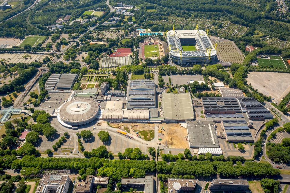 Aerial photograph Dortmund - Exhibition grounds and exhibition halls of the Westfalen Halls in Dortmund in the state of North Rhine-Westphalia