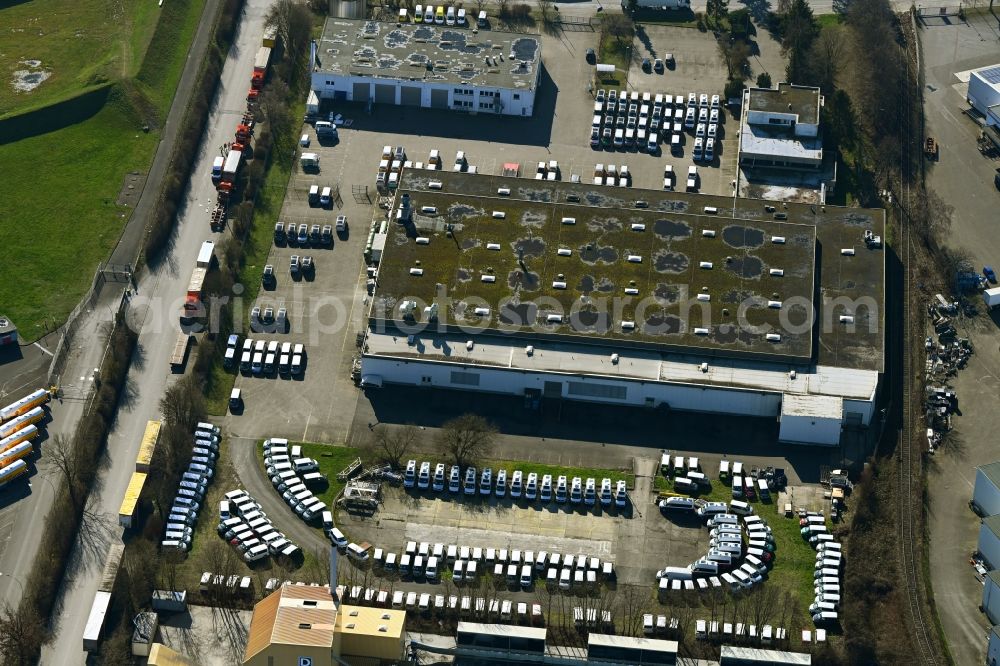 Hannover from the bird's eye view: Parking and storage space for automobiles fuer VW Nutzfahrzeuge on Lagerstrasse in the district Limmer in Hannover in the state Lower Saxony, Germany