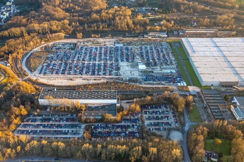 Aerial photograph Bochum - Parking and storage space for automobiles on street Somborner Strasse in the district Langendreer in Bochum at Ruhrgebiet in the state North Rhine-Westphalia, Germany