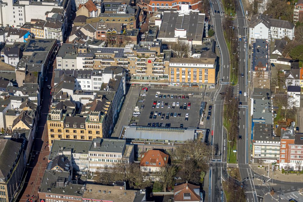 Gelsenkirchen from above - Parking and storage space for automobiles on Springemarkt in the district Buer in Gelsenkirchen at Ruhrgebiet in the state North Rhine-Westphalia, Germany