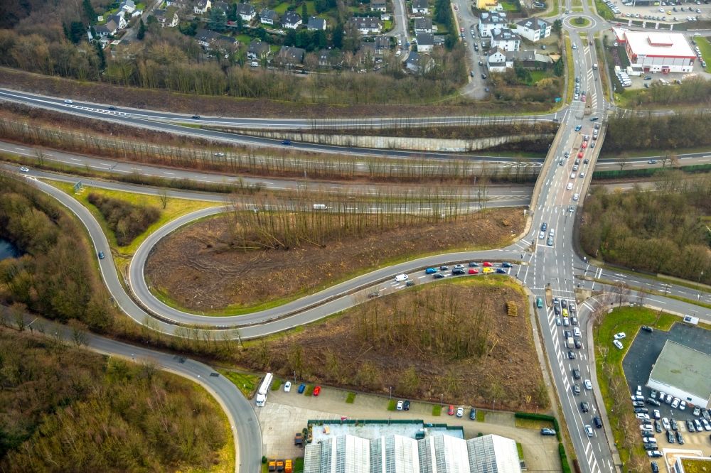 Aerial photograph Velbert - Routing and traffic lanes during the highway exit and access the motorway A 44 on triangel Velbert-Nord in Velbert in the state North Rhine-Westphalia, Germany