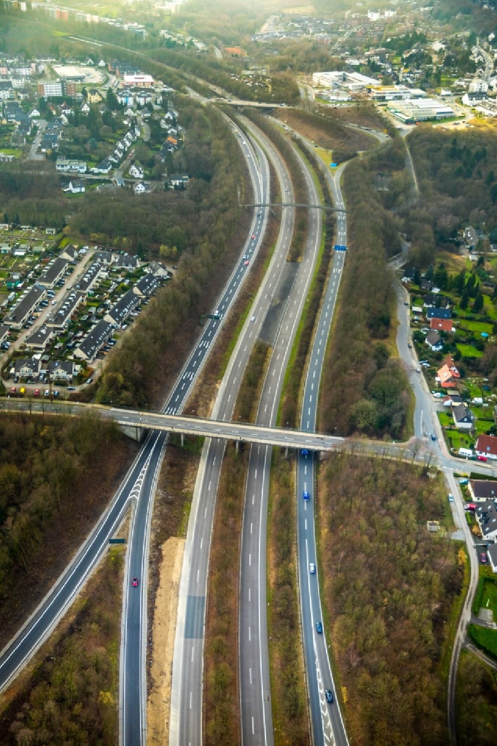 Velbert from above - Routing and traffic lanes during the highway exit and access the motorway A 44 on triangel Velbert-Nord in Velbert in the state North Rhine-Westphalia, Germany