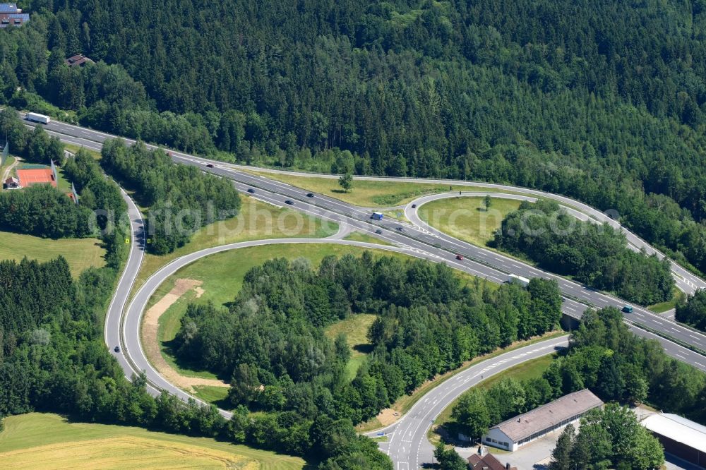 Aerial photograph Passau - Routing and traffic lanes during the highway exit and access the motorway A3 in Passau in the state Bavaria, Germany