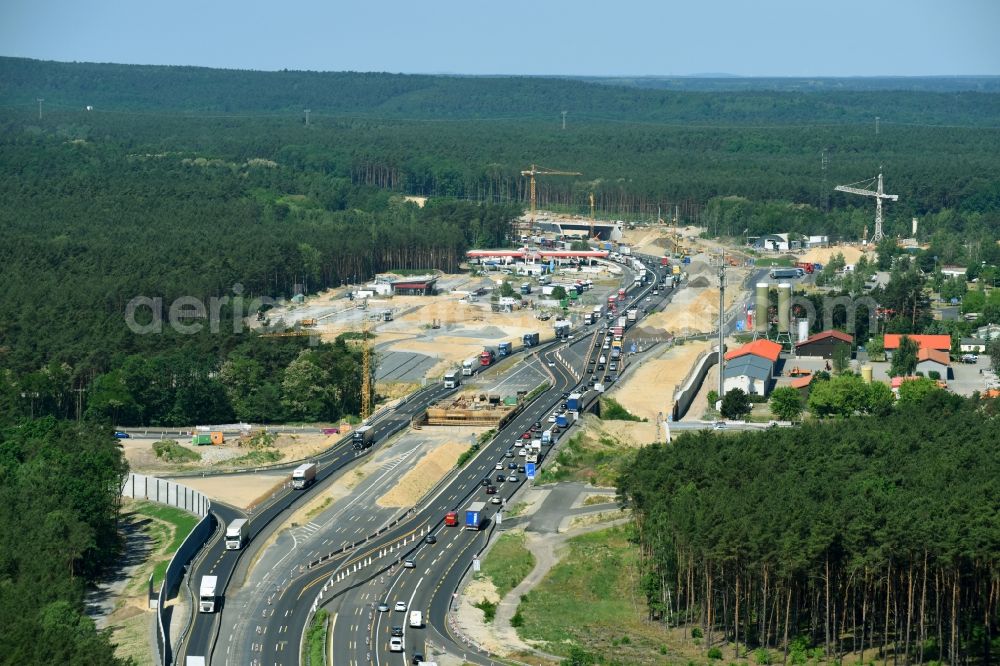 Aerial image Michendorf - Motorway Construction and wheel spacers along the route of the motorway A10 to 8-lane track extension in Michendorf in Brandenburg