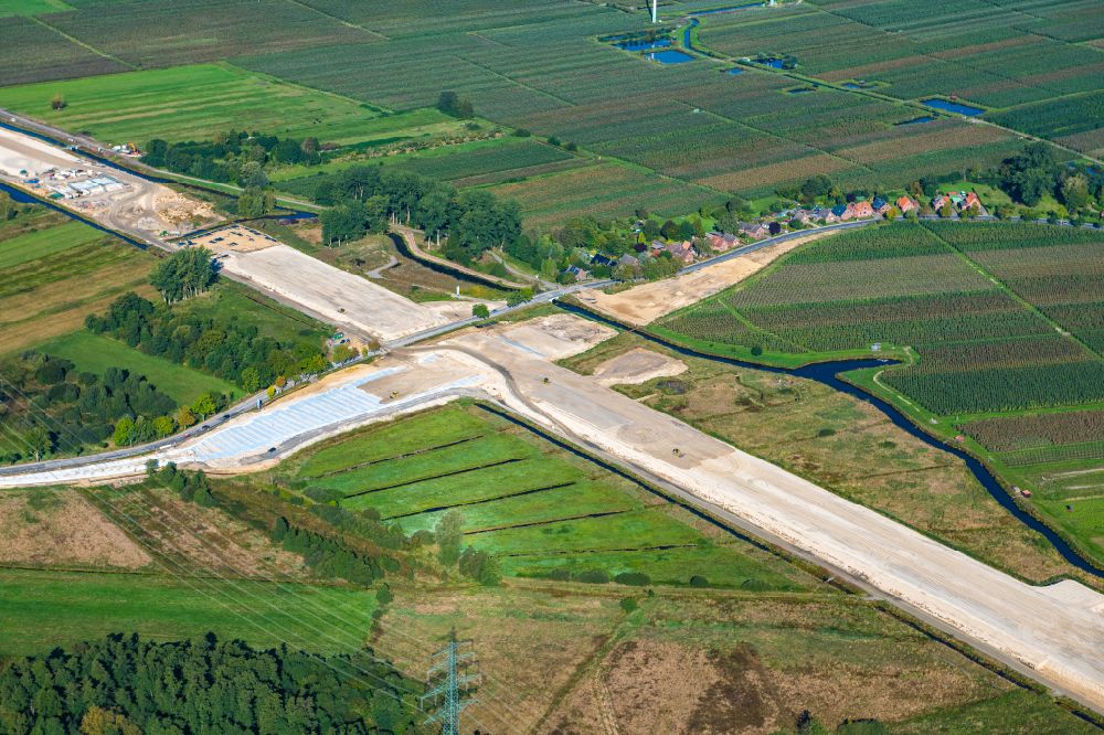 Hamburg from above - Motorway- Construction A26 site with earthworks along the route and of the route of the highway Bruecke Francoper Strasse in Hamburg, Germany