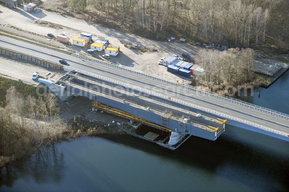 Aerial photograph Petersdorf - Routing and traffic lanes over the highway bridge in the motorway A 19 and new construction site in Petersdorf in the state Mecklenburg - Western Pomerania