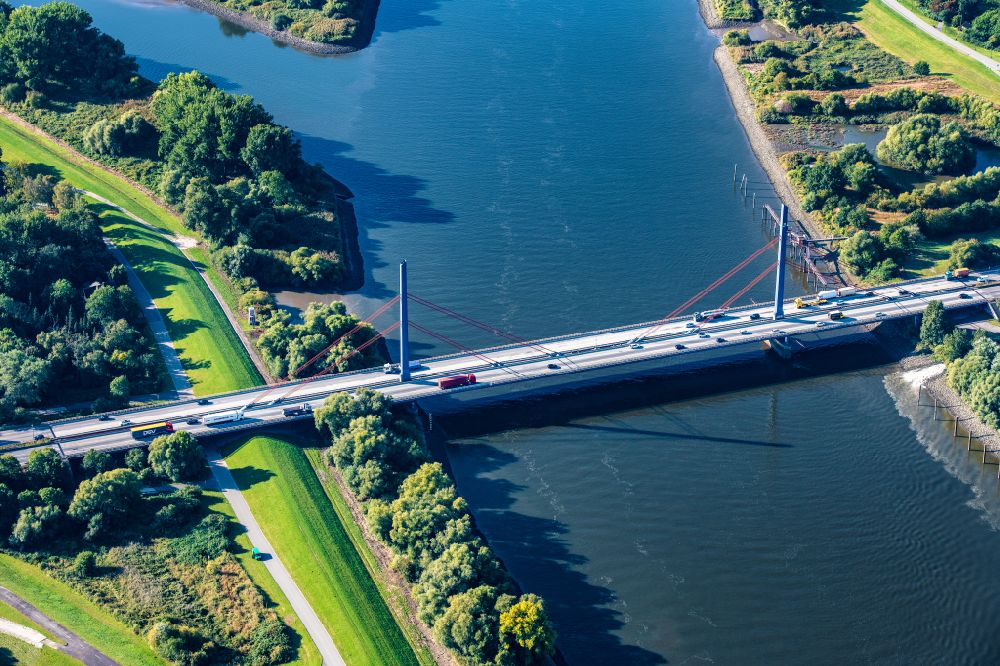 Aerial image Hamburg - Routing and traffic lanes over the highway bridge in the motorway A A1 Moorfleet in Hamburg, Germany