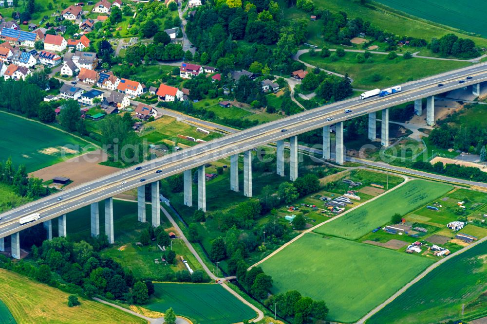 Aerial photograph Sulz am Neckar - Routing and traffic lanes over the highway bridge in the motorway A 81 in Sulz am Neckar in the state Baden-Wuerttemberg, Germany