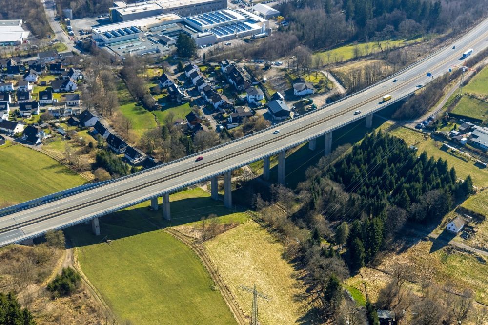 Aerial photograph Rüblinghausen - Routing and traffic lanes over the highway bridge in the motorway A45 a?? Talbruecke Rueblinghausen in Rueblinghausen in the state North Rhine-Westphalia, Germany
