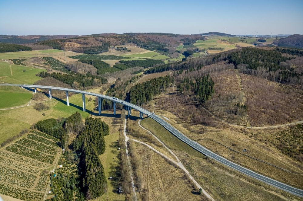 Nuttlar from the bird's eye view: Highway - motorway bridge Talbruecke Schormecke of BAB A46 in Nuttlar in the state North Rhine-Westphalia, Germany