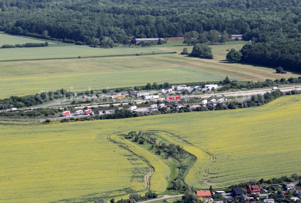 Egstedt from above - Routing and traffic lanes during the motorway service station and parking lot of the BAB A 4 in Egstedt in the state Thuringia, Germany