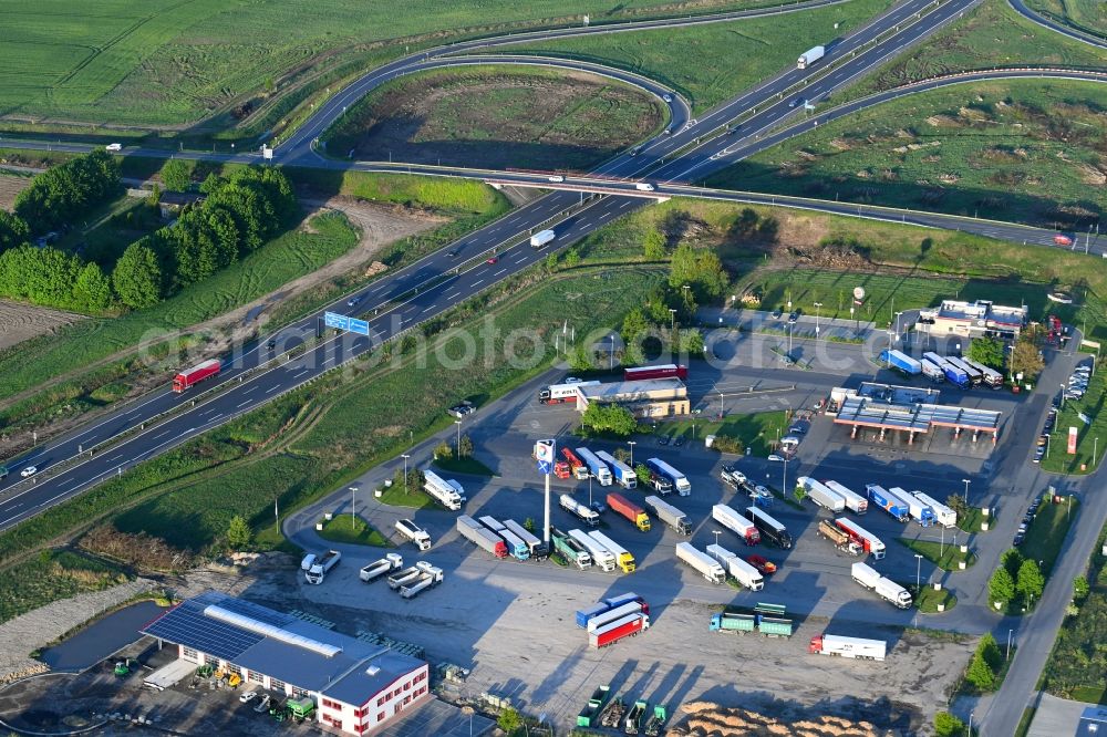 Oberkrämer from above - Motorway service area on the edge of the course of BAB highway 10 in Oberkraemer in the state Brandenburg, Germany