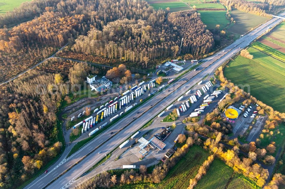Appenweier from above - Motorway service area Renchtal on the edge of the course of BAB highway A5 with Aral gas station in Appenweier in the state Baden-Wurttemberg, Germany