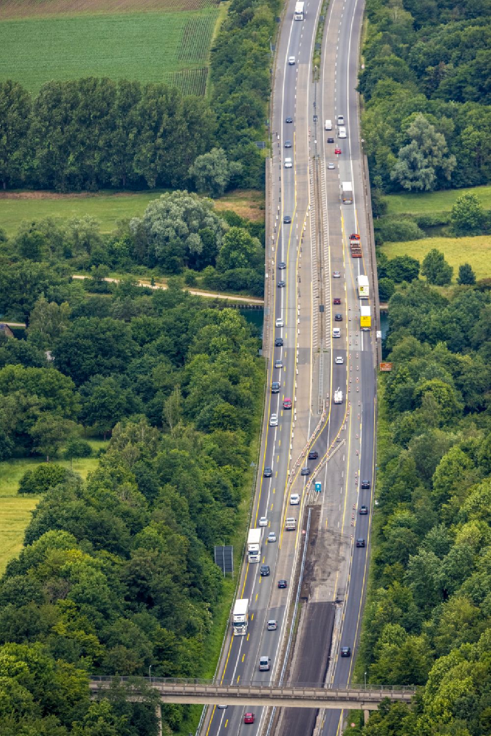 Aerial image Dorsten - Motorway congestion along the route of the lanes BAB A31 in the district Oestrich in Dorsten at Ruhrgebiet in the state North Rhine-Westphalia, Germany