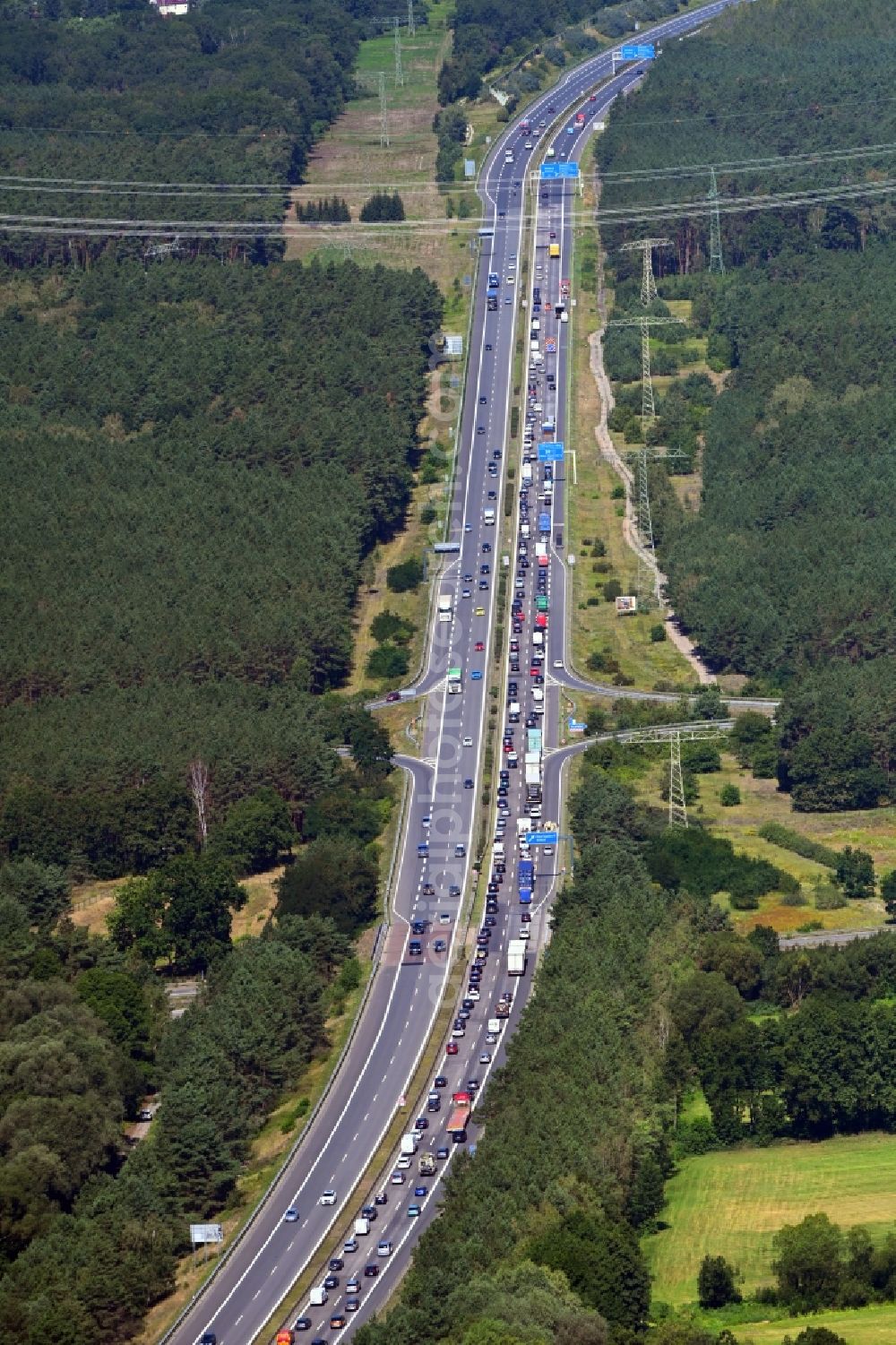Hohenschöpping from the bird's eye view: Highway congestion along the route of the lanes BAB A111 in Hohenschoepping in the state Brandenburg, Germany