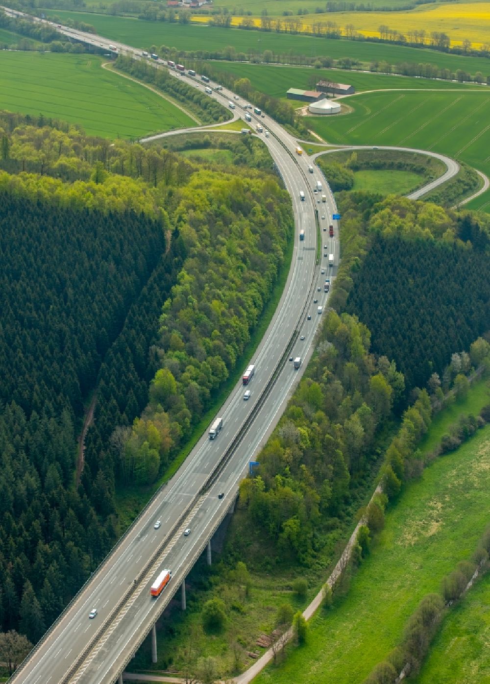 Aerial photograph Warburg - Highway route BAB A44 in in the district Orpethal in Warburg in the state North Rhine-Westphalia, Germany