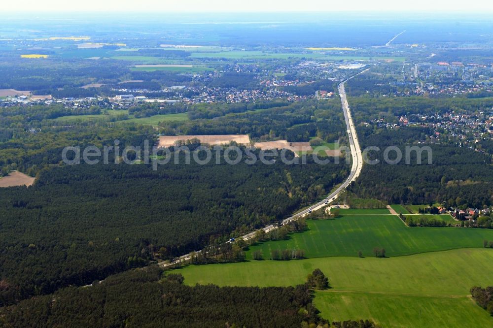 Aerial photograph Kahren - Highway route A15 in in Kahren in the state Brandenburg, Germany