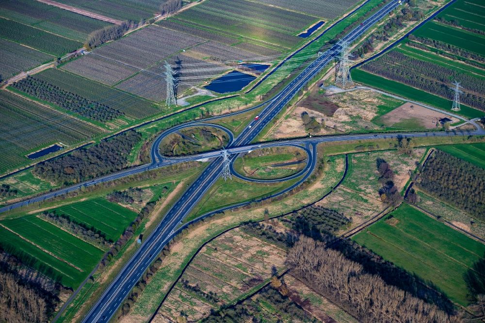 Stade from the bird's eye view: Motorway exit of the BAB A26 Stade-Sued in Stade in the state Lower Saxony, Germany