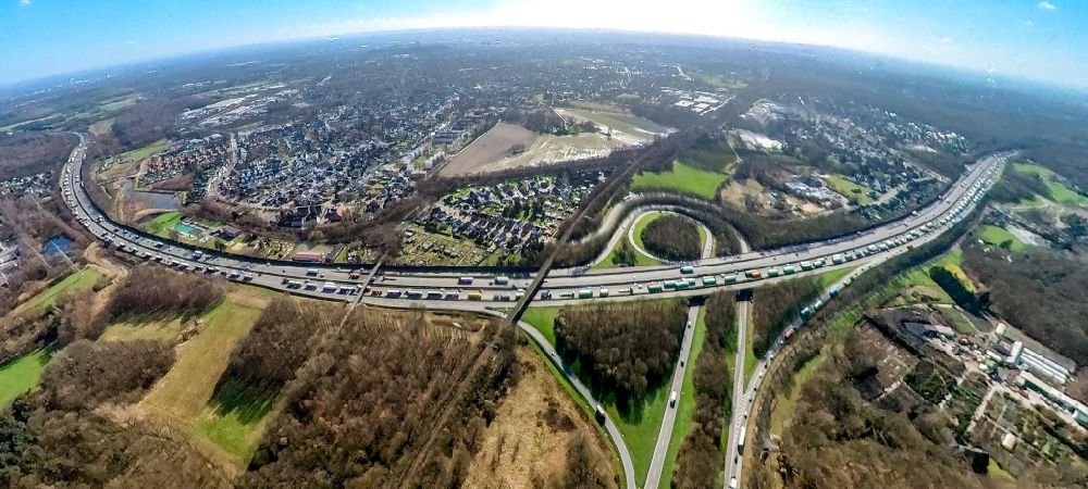 Aerial photograph Bottrop - Of highway triangle the federal motorway A 2 - A31 in Bottrop in the state North Rhine-Westphalia, Germany