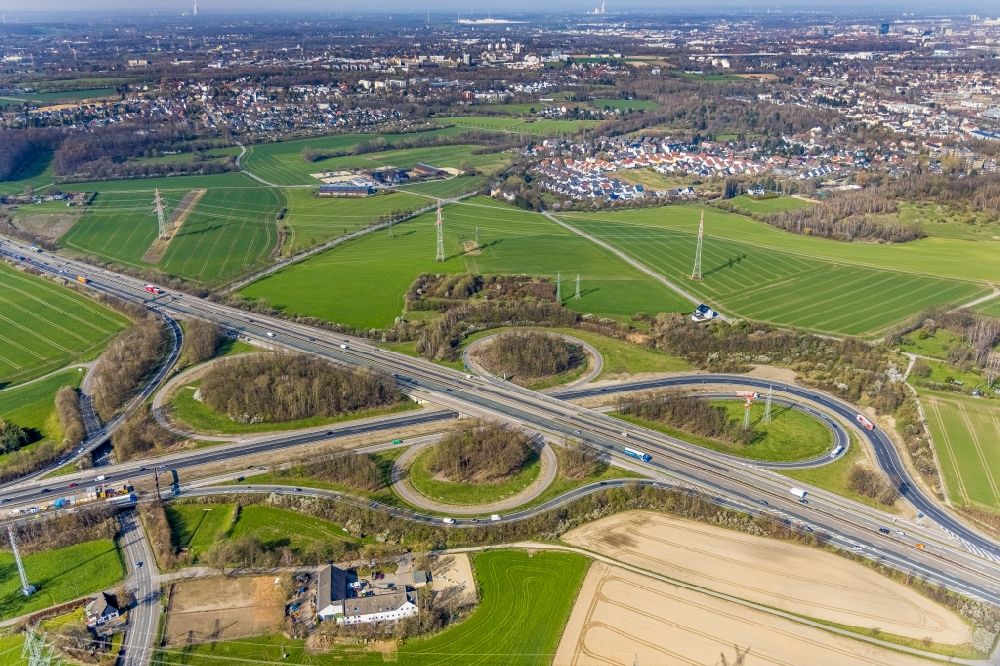 Aerial image Dortmund - Highway triangle the federal motorway A 44 A45 Dreieck Dortmund/Witten in the district Hombruch in Dortmund at Ruhrgebiet in the state North Rhine-Westphalia