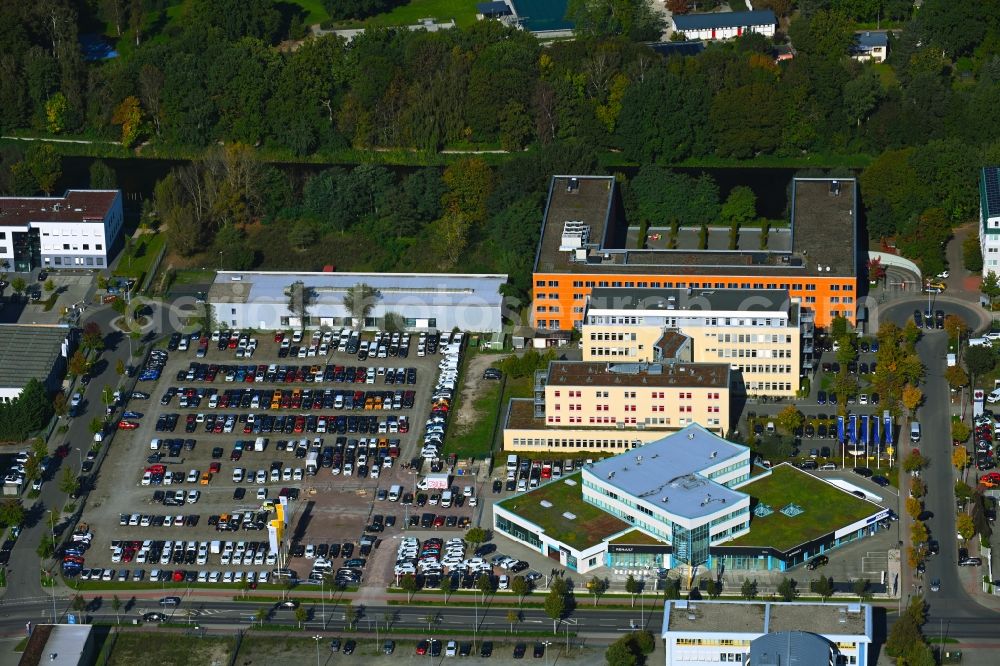 Teltow from the bird's eye view: Car dealership building on Oderstrasse in Teltow in the state Brandenburg, Germany