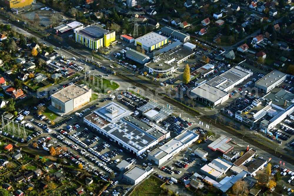 Aerial image Berlin - Car dealership building MOeBUS on Hansastrasse in the district Weissensee in Berlin, Germany