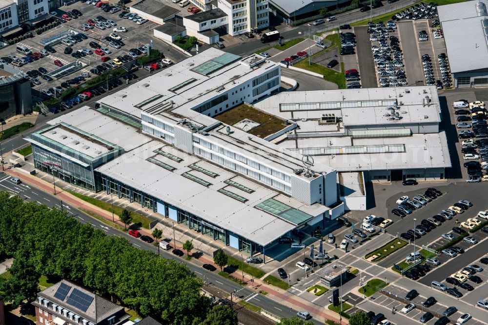 Dortmund from the bird's eye view: Car dealership building of the dealership Mercedes-Benz branch office at Krueckenweg in Dortmund in North Rhine-Westphalia