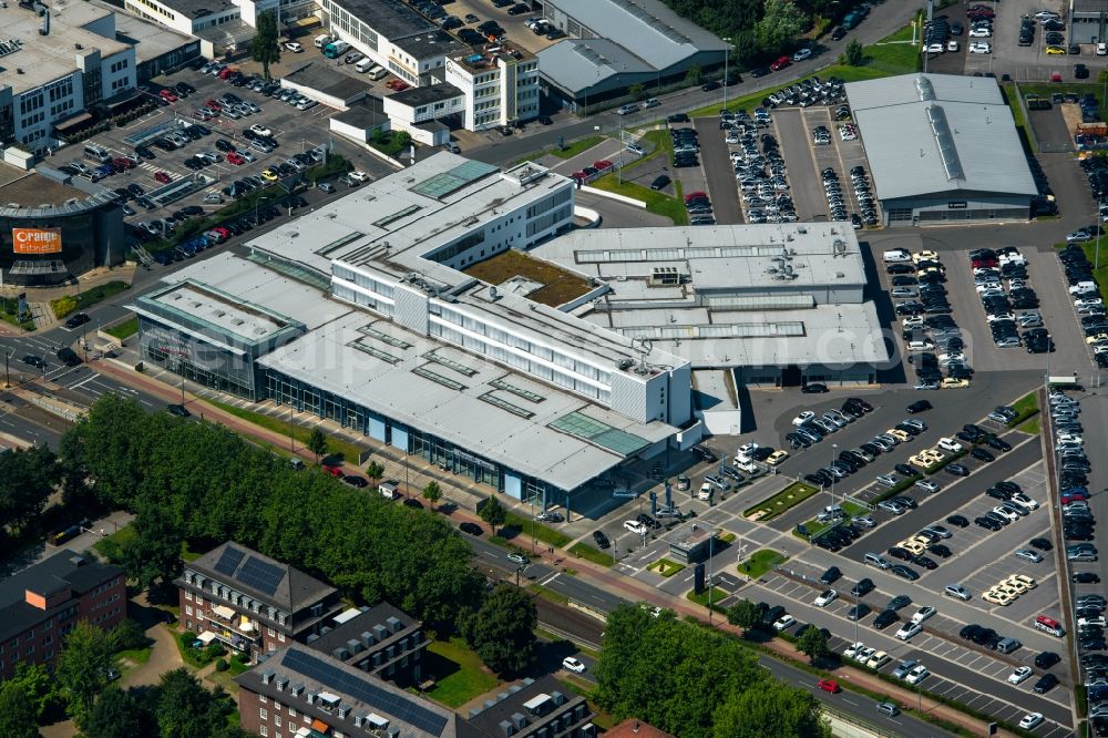 Aerial image Dortmund - Car dealership building of the dealership Mercedes-Benz branch office at Krueckenweg in Dortmund in North Rhine-Westphalia