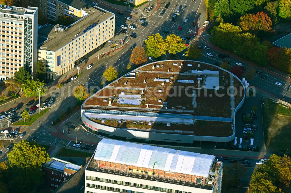 Aerial image Hamburg - Car dealership building Porsche-Zentrum Honburg on Steinhauerdonm in the district Hohenfelde in Hamburg, Germany