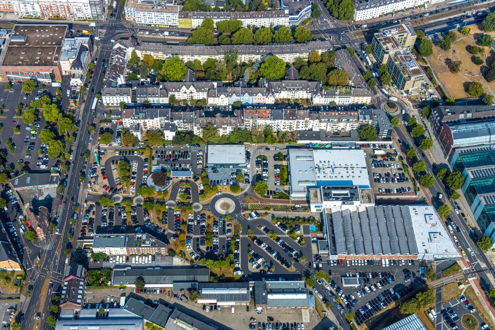Aerial photograph Düsseldorf - Car dealership Hoeherweg in the district Flingern in Duesseldorf in the state North Rhine-Westphalia, Germany