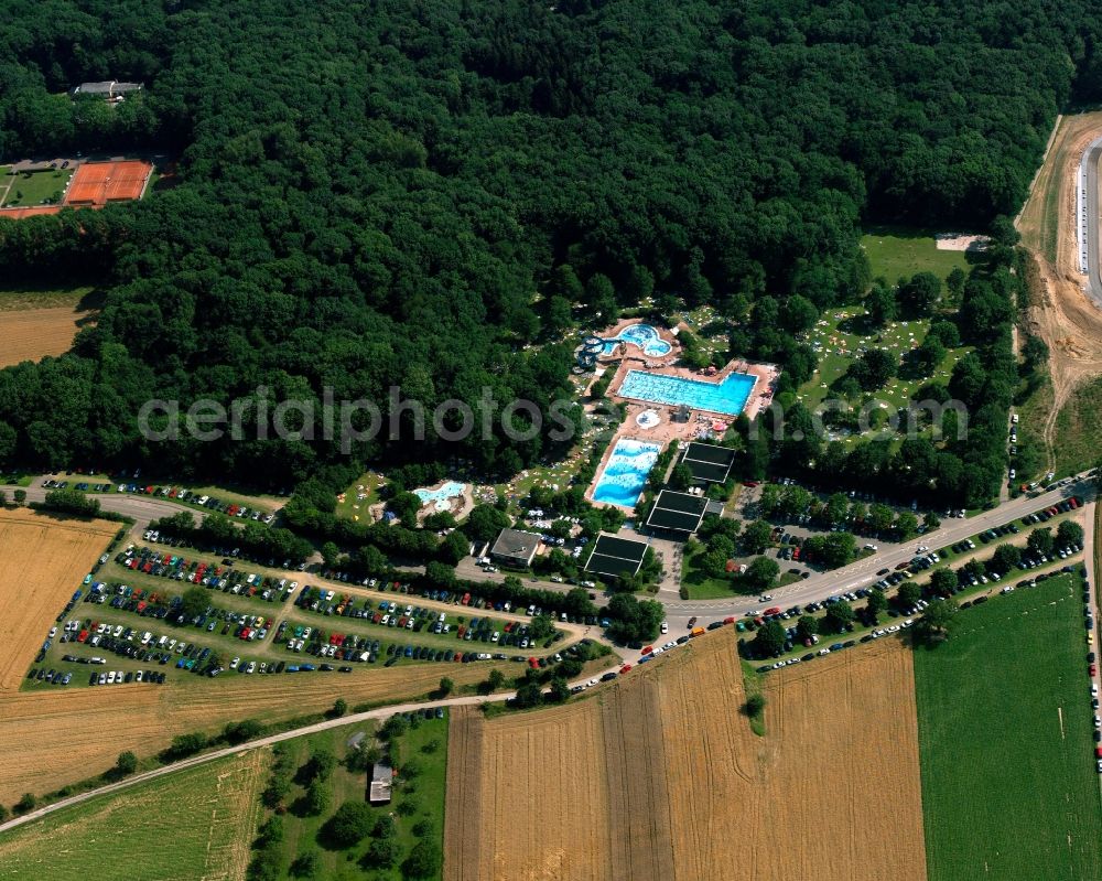 Aerial image Bad Friedrichshall - Bathers on the lawn by the pool of the swimming pool Solefreibad Bad Friedrichshall in Bad Friedrichshall in the state Baden-Wuerttemberg, Germany