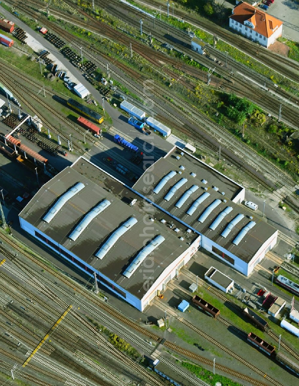 Magdeburg from the bird's eye view: Railway depot and repair shop for maintenance and repair of trains of passenger transport of the series in the district Rothensee in Magdeburg in the state Saxony-Anhalt, Germany