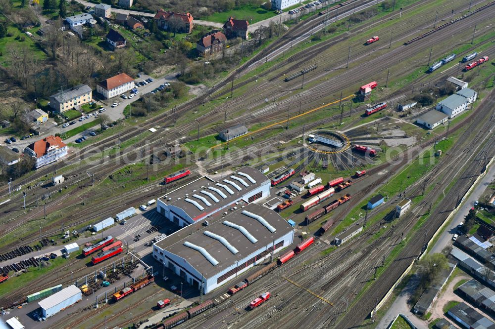 Aerial photograph Magdeburg - Railway depot and repair shop for maintenance and repair of trains of passenger transport of the series on street Oebisfelder Strasse in the district Rothensee in Magdeburg in the state Saxony-Anhalt, Germany