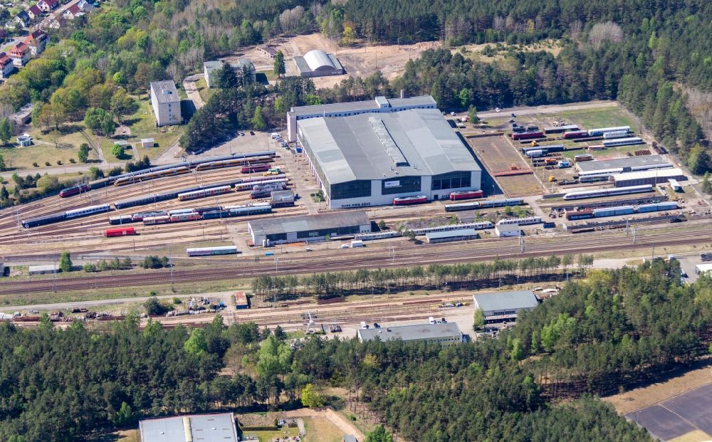 Aerial image Neustrelitz - Railway depot and repair shop for maintenance and repair of trains of passenger transport of the series of OMB in Neustrelitz in the state Mecklenburg - Western Pomerania, Germany