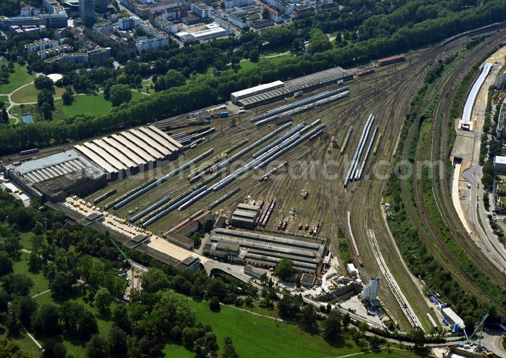 Aerial image Stuttgart - Railway depot and repair shop for maintenance and repair of trains of passenger transport in the district Am Rosensteinpark in Stuttgart in the state Baden-Wurttemberg, Germany