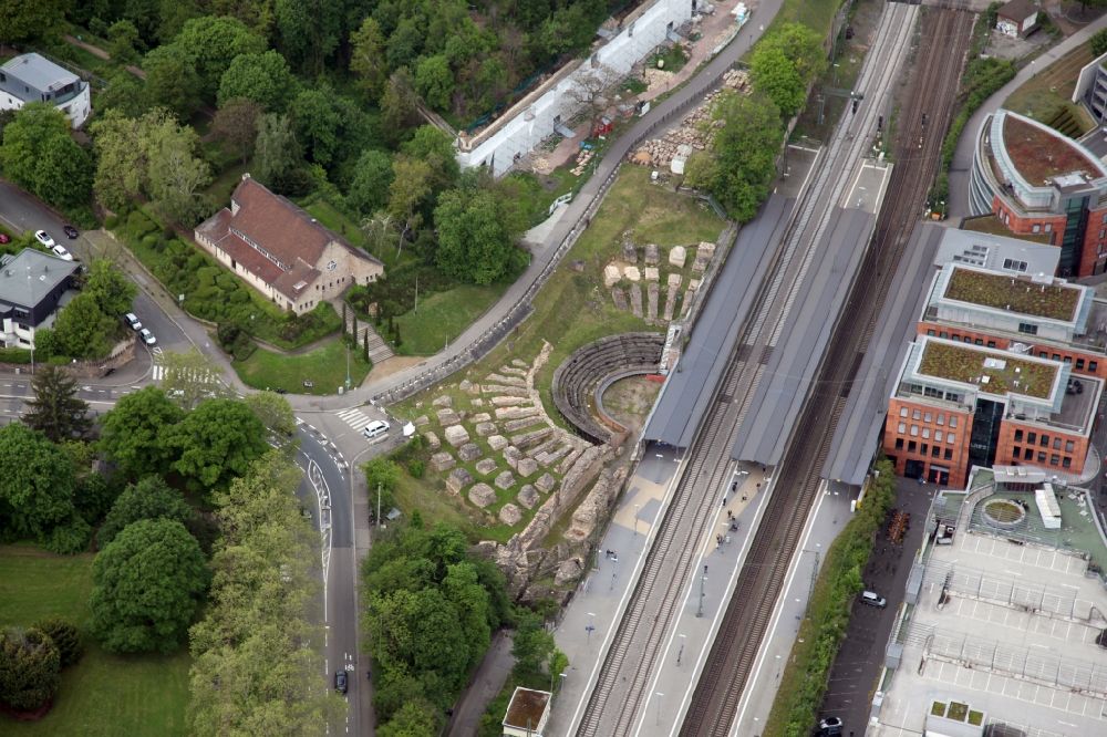 Aerial image Mainz - The station Roemisches Theater with views over the Roman Theatre Mogontiacum at the citadel in Mainz in the state of Rhineland-Palatinate