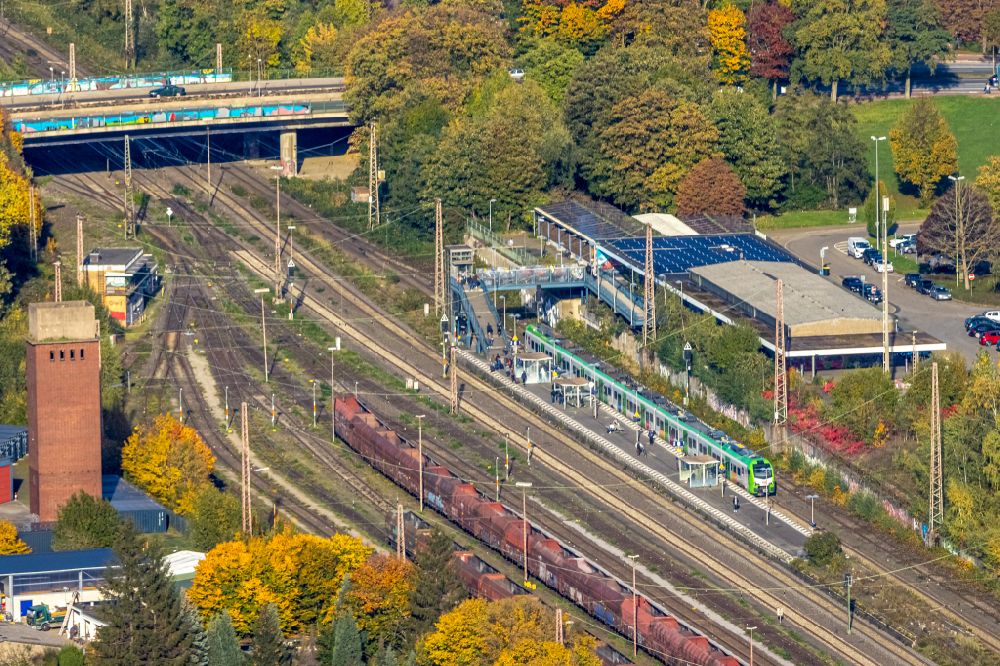 Aerial image Gladbeck - Station building and track systems of the S-Bahn station Gladbeck West in the district Gelsenkirchen-Nord in Gladbeck at Ruhrgebiet in the state North Rhine-Westphalia, Germany