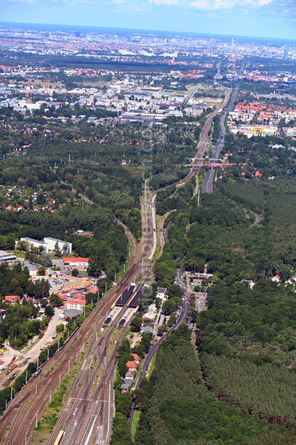 Aerial photograph Berlin - Station building and track systems of the S-Bahn station in the district Gruenau in Berlin, Germany