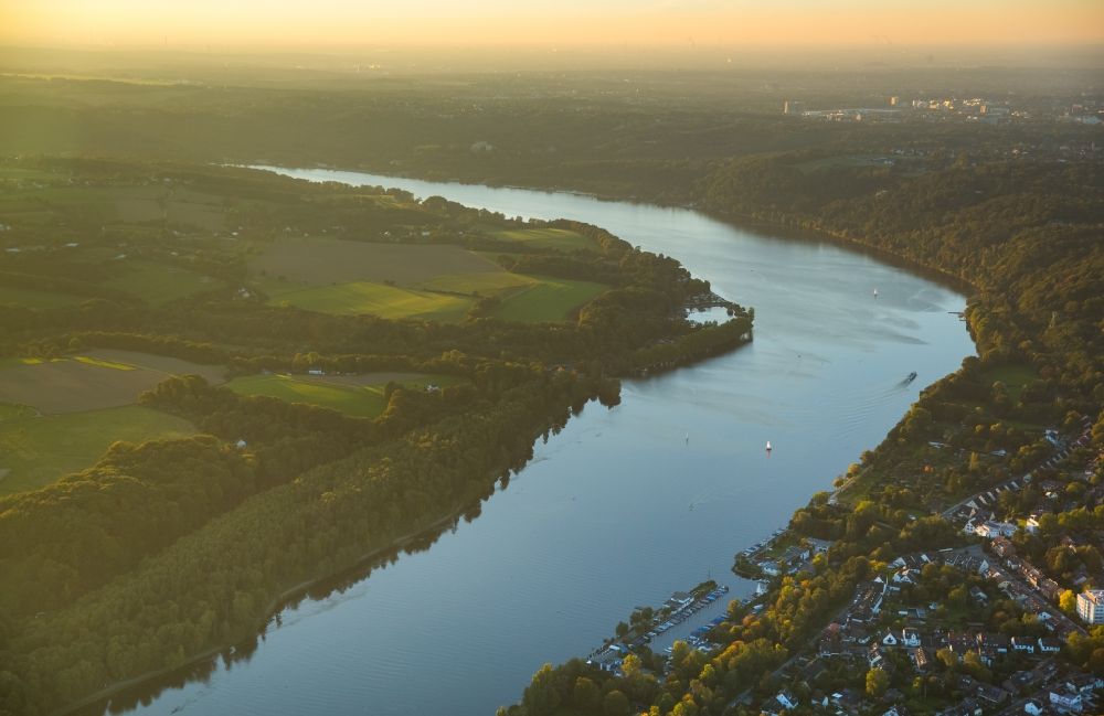 Aerial image Essen - Sunset view of the lake Baldeneysee in Essen in the state North Rhine-Westphalia