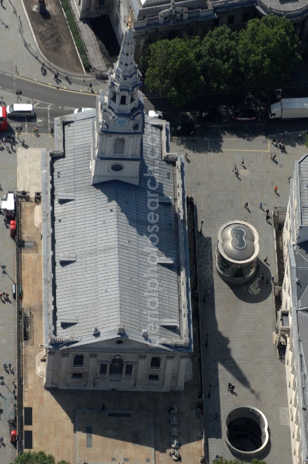 Aerial image London - View at the Baptist church Saint Martin-in-the-Fields on Traflgar Square in the District City of Westminster in London in the United Kingdom. The church is also used as a concert venue