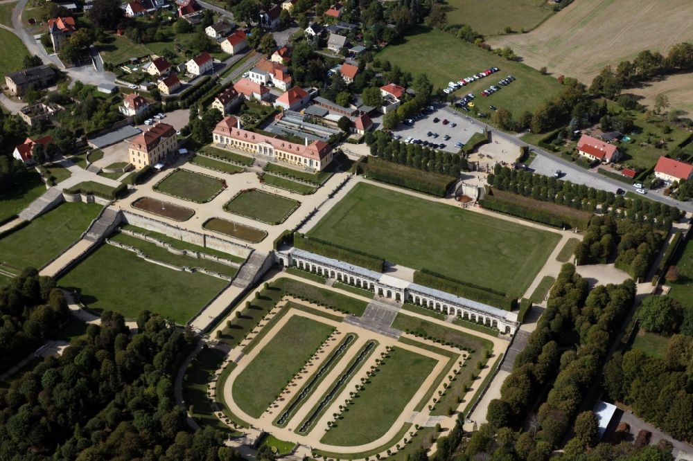 Heidenau from the bird's eye view: Grossedlitz's baroque garden with lock in Heidenau in Saxony. The Grossedlitz baroque garden with the Frederick lodge and upper and lower Orangery is situated on a hill in the town of Heidenau
